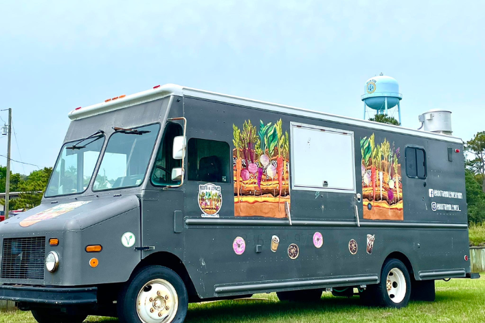 Roots and Leaves Food Truck