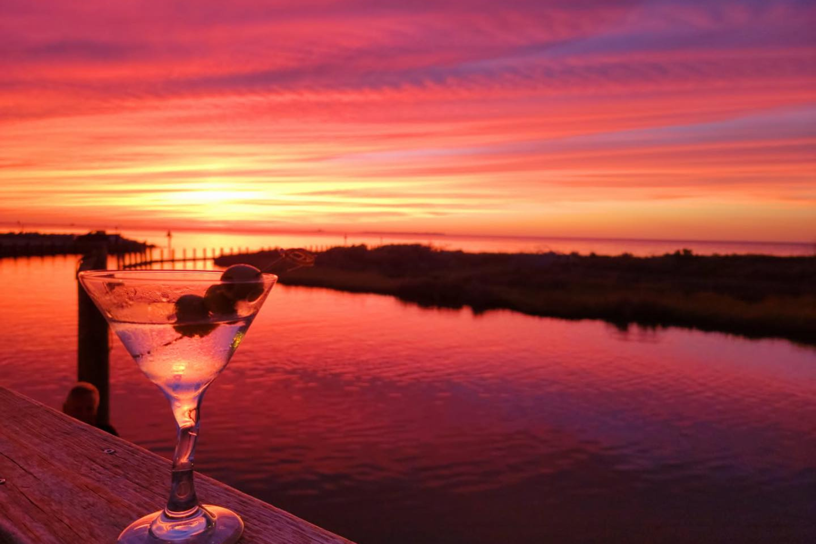 Hatteras Sol Waterside Grill